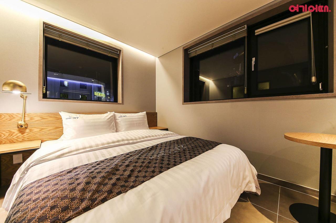 New York Hotel Seul Esterno foto